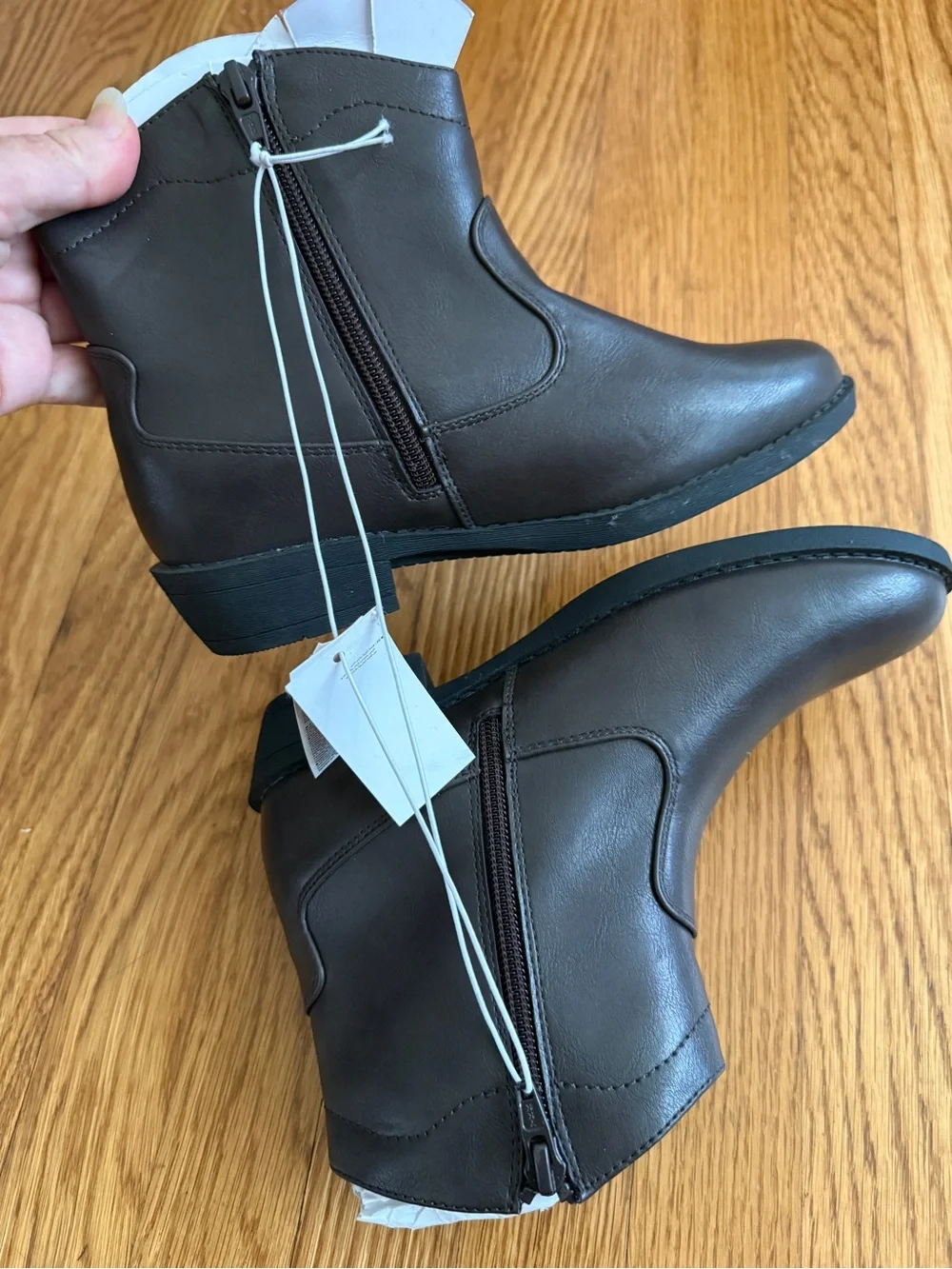 GAP Brown faux leather tassel boots 3 New